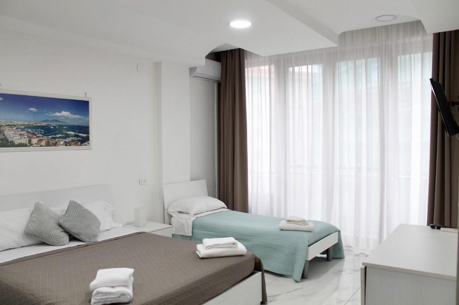 B&B Central Rooms 137 Neapol Exteriér fotografie